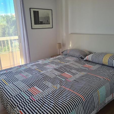 2P Entierement Climatise I Bien Insonorise I Wifi I A 300 M De La Mer I Restaurants Commerces Et Transports A 5Mn A Pied I Ideal 2 Personnes I Possibilite 4 Avec Canape Lit De Qualite I Tres Belle Douche Cagnes-sur-Mer Ngoại thất bức ảnh