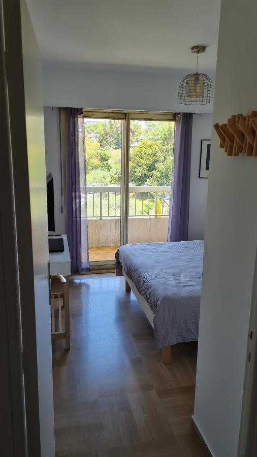 2P Entierement Climatise I Bien Insonorise I Wifi I A 300 M De La Mer I Restaurants Commerces Et Transports A 5Mn A Pied I Ideal 2 Personnes I Possibilite 4 Avec Canape Lit De Qualite I Tres Belle Douche Cagnes-sur-Mer Ngoại thất bức ảnh